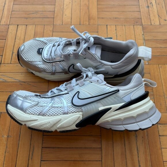 Nike V2K Run - Picture 6 of 11